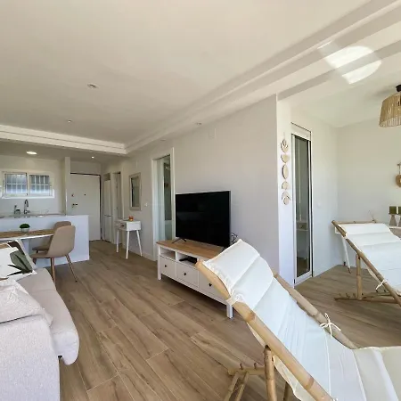 Апартаменты Poniente Modern *